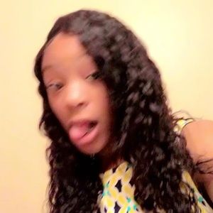 Meet your Posher, Parris